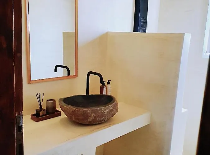 Al-ari Semesterbostad *