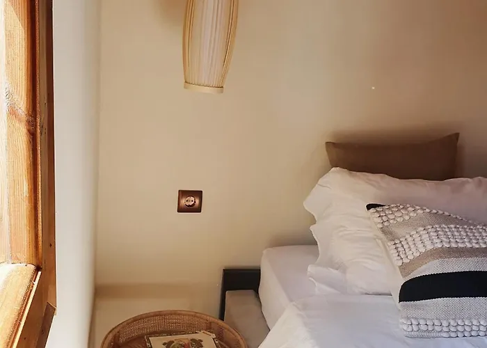 Al-ari Semesterbostad *